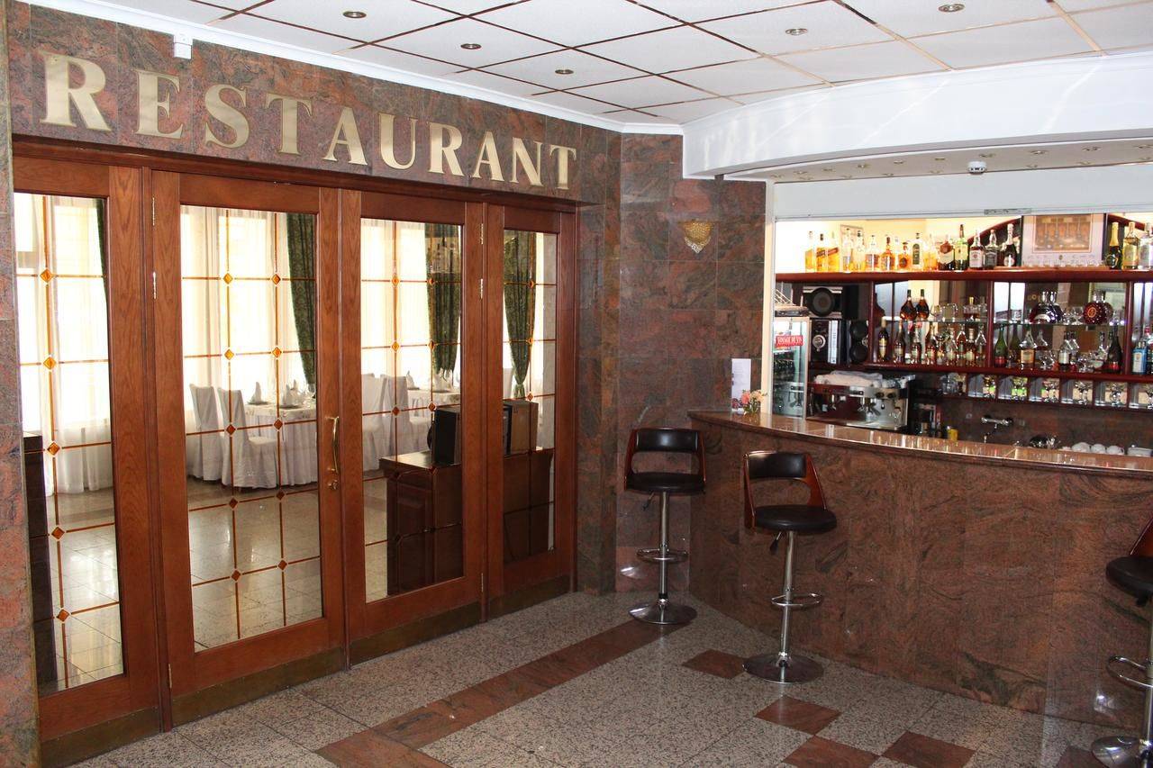 Фото Отели Hotel Chayka Мариуполь 19